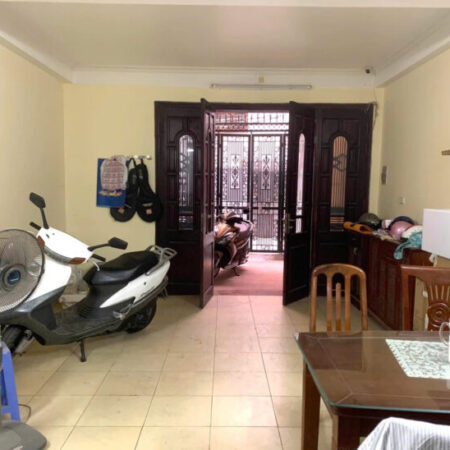 Bán Nhà Phố Trần Duy Hưng Ngõ To Ô Tô Gần Phố DT 65m2 5 tầng MT 4.2m Giá 21.8 tỷ