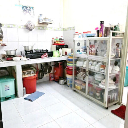 Nhà rẻ Quận 9, hẻm Xe Hơi, Diện tích 50m2, 2 tầng kiên cố, ở ngay chỉ 2.2 ty