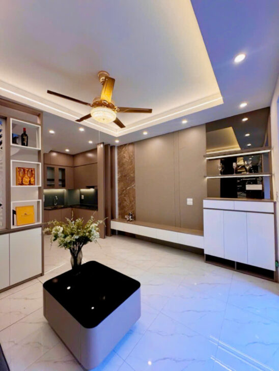 BÁN NHÀ ĐẸP XUÂN LA – 5 TẦNG, GẦN Ô TÔ – NGÕ THÔNG TỨ TUNG – FULL NỘI THẤT – GIÁ 7,95TỶ