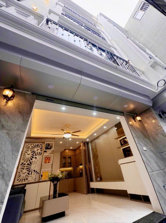 BÁN NHÀ ĐẸP XUÂN LA – 5 TẦNG, GẦN Ô TÔ – NGÕ THÔNG TỨ TUNG – FULL NỘI THẤT – GIÁ 7,95TỶ