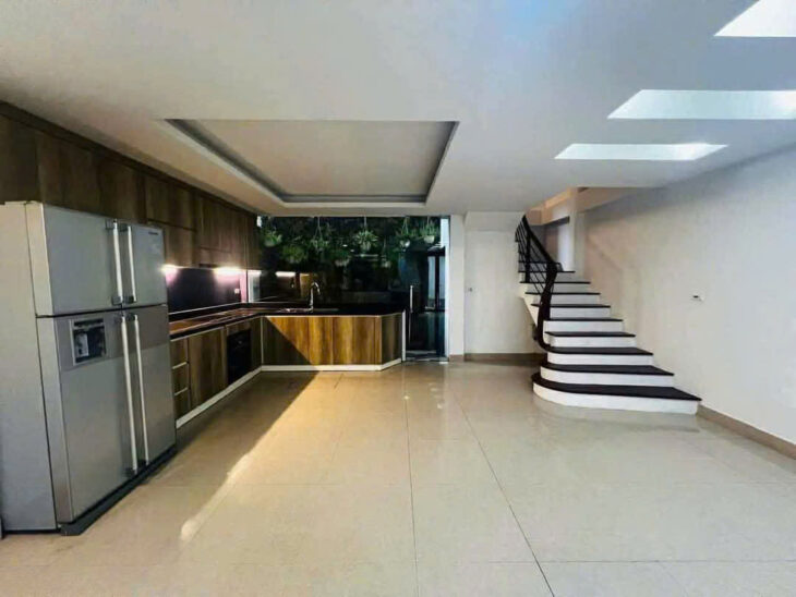 2 MẶT TIỀN – NGÕ THÔNG – DÒNG TIỀN ỔN ĐỊNH – KHU NGOẠI QUỐC ƯA CHUỘNG – Đặng Thai Mai 76m, 4T, MT