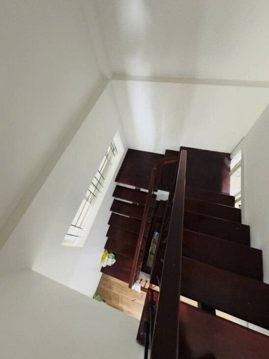 Bán nhà LÔ GÓC 2 MẶT THOÁNG PHỐ TRẦN THÁI TÔNG – MẶT TIỀN SIÊU RỘNG – NHÀ ĐẸP DÂN XÂY –