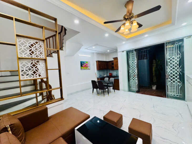 Bán Căn Nhà Nam Dư Lĩnh Nam 39m 5 Tầng 4 phòng Tặng Hết Nội Thất Sổ Đỏ