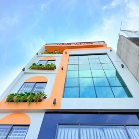 Bán tòa CHDV cao cấp Tân Bình gần sân bay cho thuê khoán 100tr/ tháng