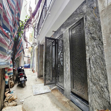 QUÁ RẺ!! NHÀ DÒNG TIỀN 650TR/ NĂM NGAY THANH NHÀN – TRUNG TÂM HBT