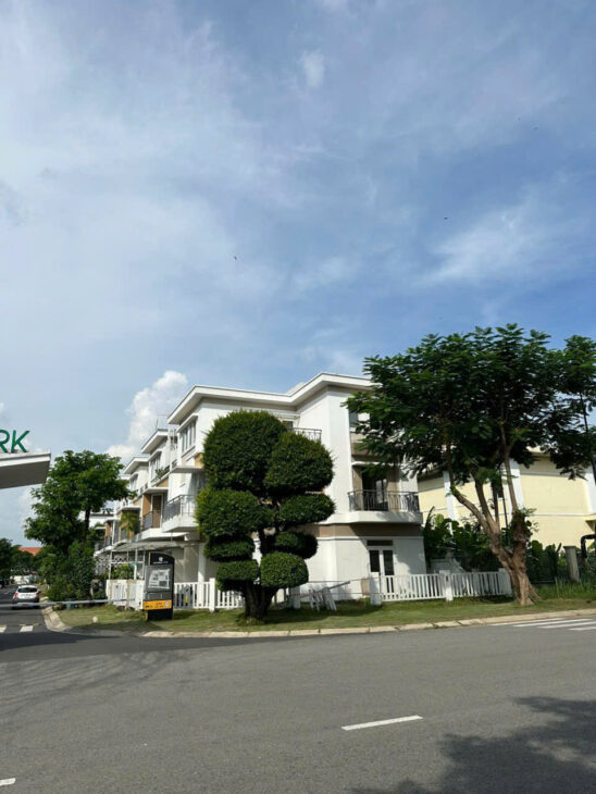 Cho thuê BT nhà thô-khu đô thị Lovera Park Khang Điền -Bình Chánh