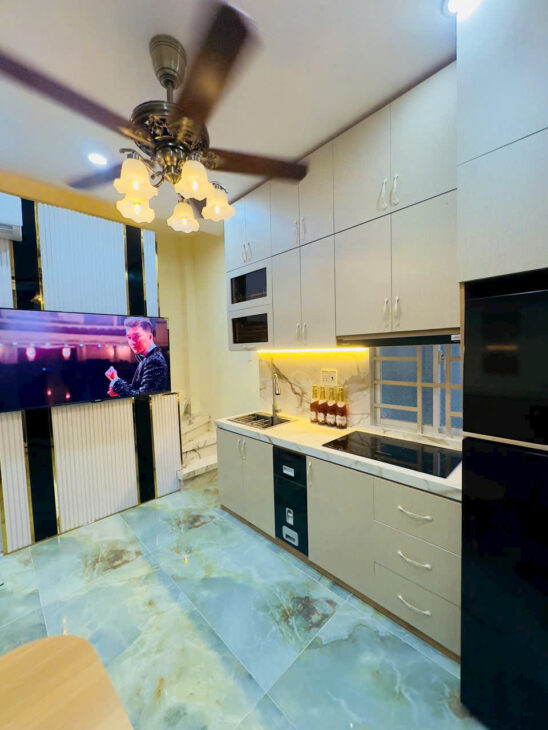 CƠ HỘI SỞ HỮU NHÀ PHỐ 3 TẦNG ĐẸP CHUẨN HOMESTAY – TRUNG TÂM TÂN BÌNH – CHỈ 2,6 TỶ