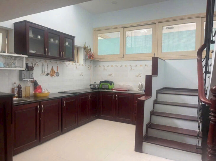 Cần bán nhà vị trí kinh doanh đẹp mặt tiền Tôn Thất Tùng p.Vĩnh Thọ tp. Nha Trang