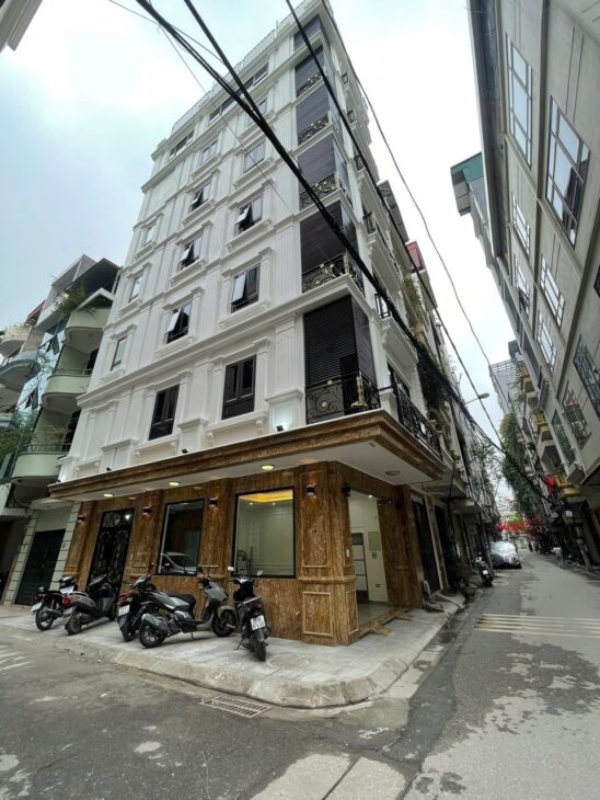 MẶT PHỐ VĨNH PHÚC – LÔ GÓC 9 TẦNG THANG MÁY – VỈA HÈ KINH DOANH SIÊU ĐỈNH – GIÁ 31 TỶ