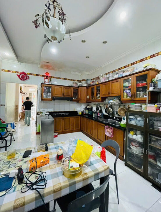 MẶT TIỀN KINH DOANH SÁT PHẠM HÙNG Q8 – 4 TẦNG, CHỈ 9.3 TỶ. LH 0938827657 MS TUYỀN