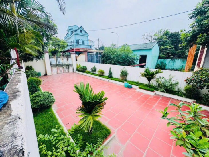 Bán đất tặng nhà tại Đông Yên. 165m full thổ cư