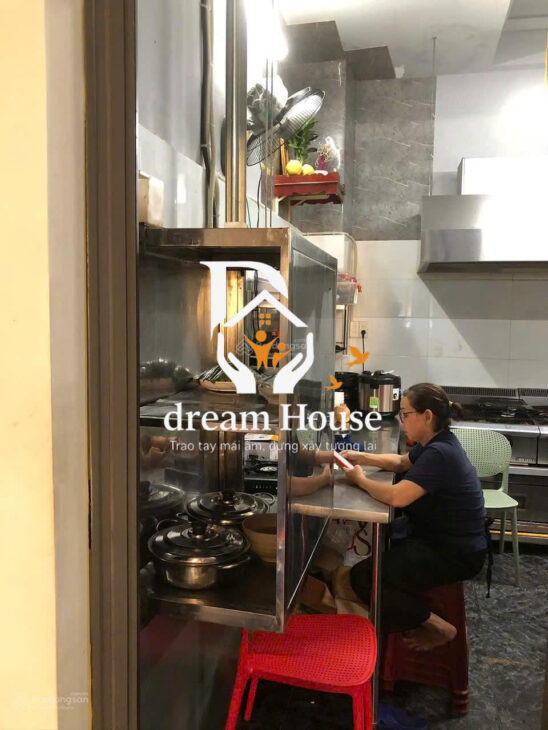 Cho Thuê Nhà mặt tiền đường Nguyễn Thiện Thuật – Gần Biển -Kinh Doanh mọi ngành nghề