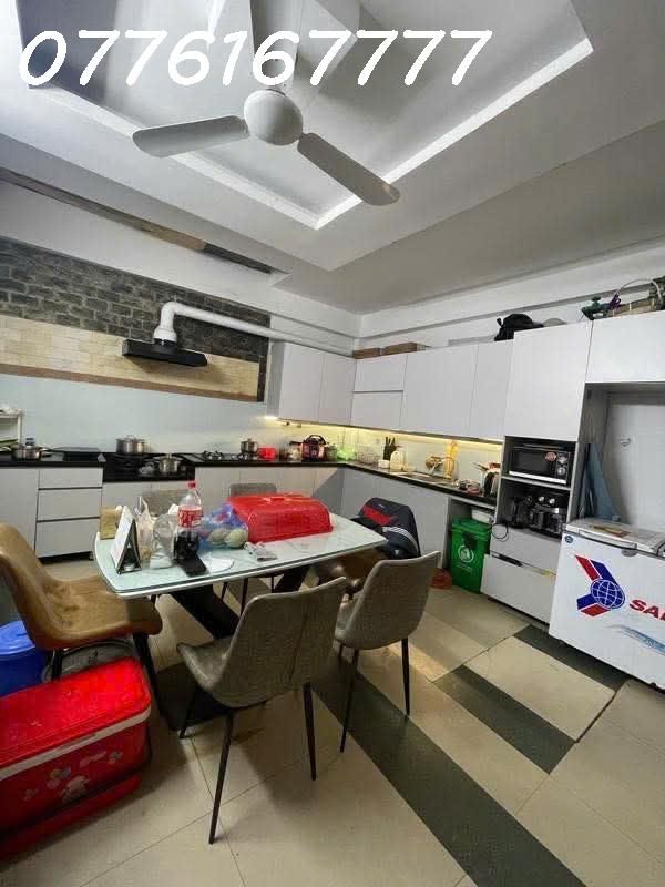 Trung Kính, Cầu Giấy, kinh doanh, gara, oto 75m2 – 6t – mt 4.5m – 22.x tỷ