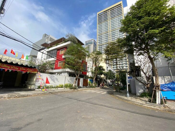 BÁN ĐẤT MẶT TIỀN LÊ MẠNH TRINH, CÁCH BIỂN PHẠM VĂN ĐỒNG CHỈ 100M