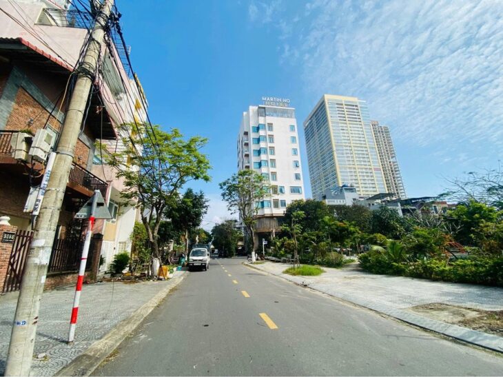 BÁN ĐẤT MẶT TIỀN LÊ MẠNH TRINH, CÁCH BIỂN PHẠM VĂN ĐỒNG CHỈ 100M