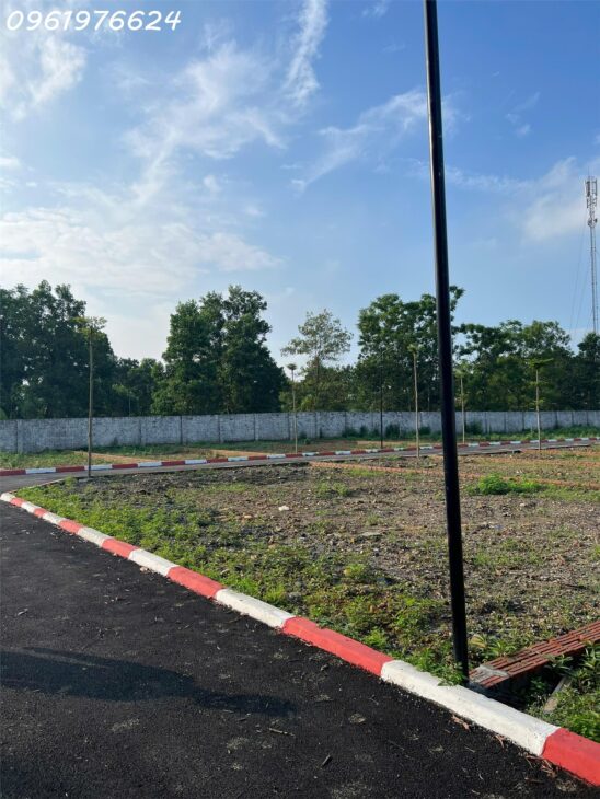 ĐẤT NỀN VAI RÉO, PHÚ CÁT, HOÀ LẠC CHÍNH CHỦ GIÁ RẺ 100M2 , FULL THỔ CƯ, GIÁ RẺ NHẤT THÁNG 6/2025