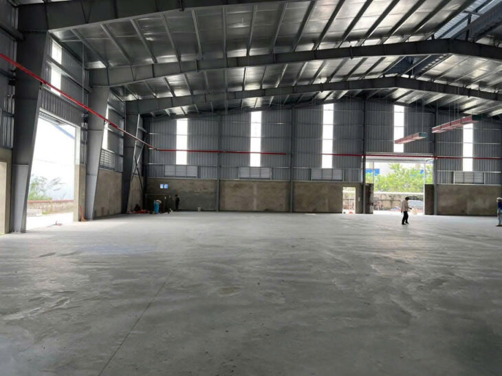 cho thuê nhà xưởng khu vực Mĩ Hào- Hưng Yên vị trí cách mặt đường QL5, chỉ 90m- diện tích khu đất