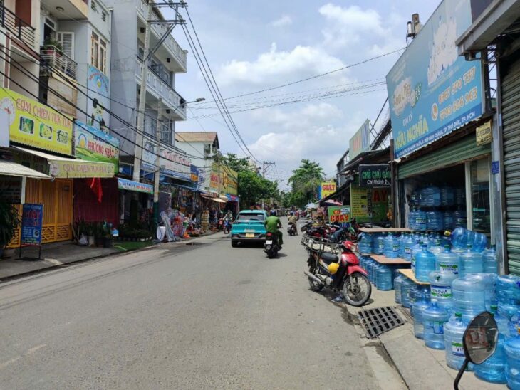 Nhà đẹp hẻm thông tứ tung ngay Hiệp Bình Chánh khu vip nhất khu vực chỉ6,95 tỷ.