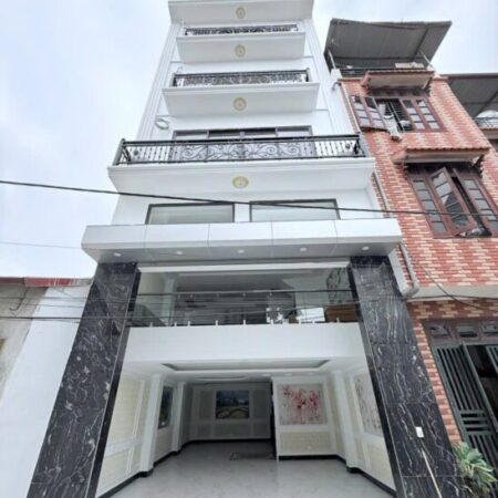 NHÀ DÂN XÂY CỰC CHẮC – NGÕ Ô TÔ – TRUNG TÂM LONG BIÊN – HAI THOÁNG – FULL NỘI THẤT – CHỈ VIỆC Ở