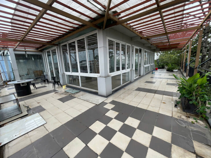 Q. Bình Tân Khu Tên Lửa ! MẶT BẰNG ĐẸP LẮM ! CHO THUÊ TẦNG 2 và TẦNG CROOFTOP , DT : 300 m2 ( mỗi