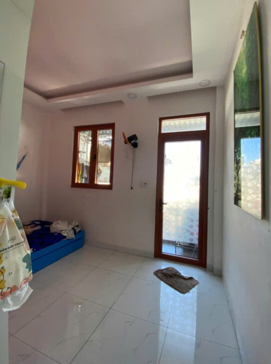 BÁN NHÀ HUỲNH TẤN PHÁT – QUẬN 7 – CÁCH HẺM XE HƠI CHỈ 9 BƯỚC CHÂN. GỌI NGAY 0938827657 MS TUYỀN