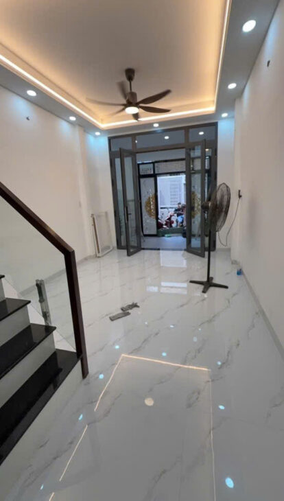 BÁN NHÀ SÁT MẶT TIỀN HUỲNH TẤN PHÁT, QUẬN 7 – GIÁ CHỈ 5.3 TỶ, GỌI NGAY 0938827657 MS TUYỀN