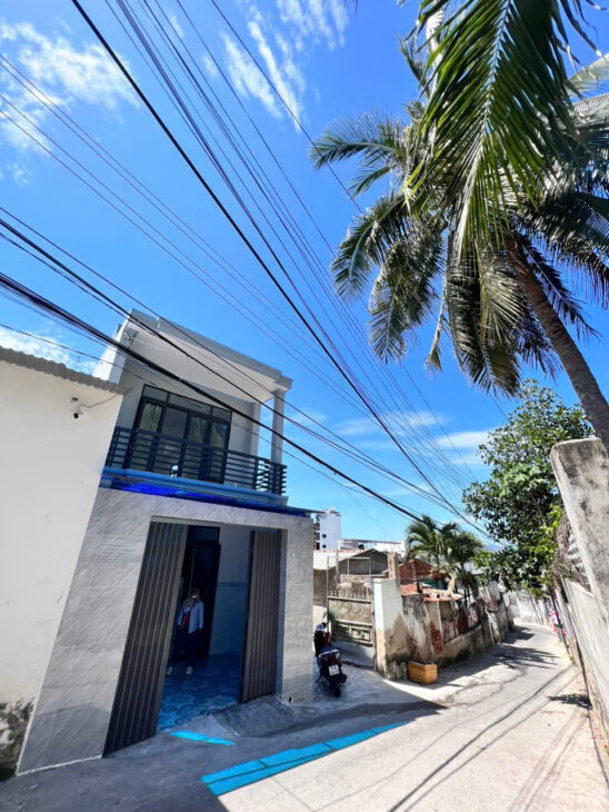 BÁN NHÀ 2 TẦNG ĐƯỜNG Ô TÔ NGÔ ĐẾN – VĨNH PHƯỚC, NHA TRANG CÁCH BIỂN 500M