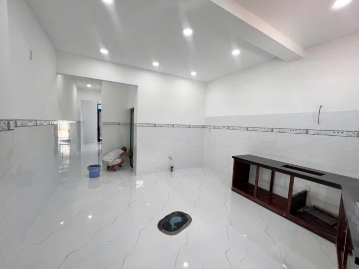 BÁN NHÀ 2 TẦNG ĐƯỜNG Ô TÔ NGÔ ĐẾN – VĨNH PHƯỚC, NHA TRANG CÁCH BIỂN 500M