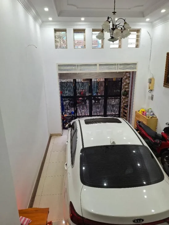 2 MT Ô tô, 4 tầng x 60m2, sổ A4 , chỉ 11.8 tỷ, Nguyễn Hồng Đào