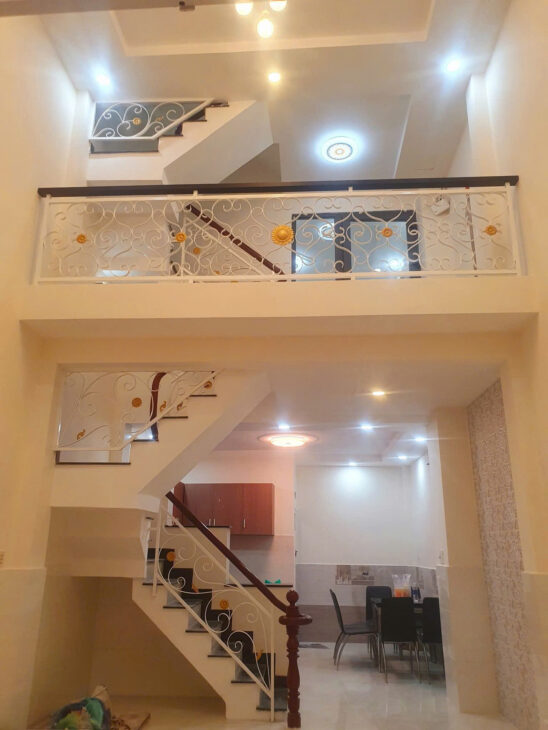 Nhà mới 5 tầng nở hậu hẻm 4m Âu Dương Lân P3Q8. Giá 6,9 tỷ TL