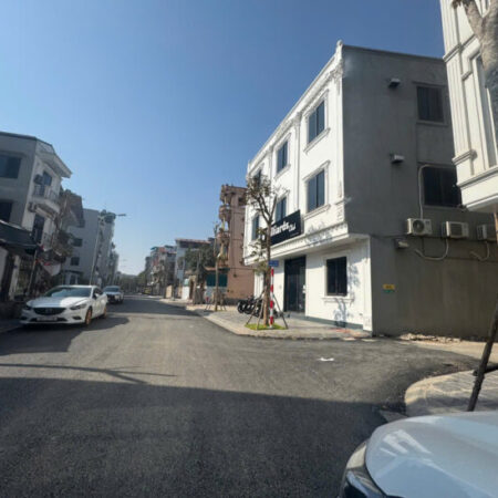 Bán gấp nhà đẹp trong tháng Phúc Lợi, lô góc 5 tầng, 3 ngõ ngoặt, nội thất đẹp, oto đỗ cửa, 4,95 tỷ