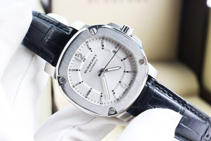 Đồng Hồ Nam : Burberry Britain Automatic, Dây Da, Size 43mm – Fullbox…