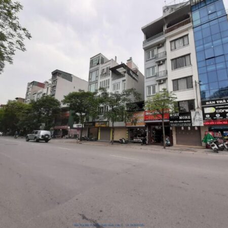Nhà mặt đường Đông Mỹ 199m x3T, 2 mặt tiền, kinh doanh đỉnh. Giảm sốc 5 tỷ giá 24 tỷ