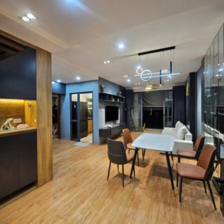Bán căn hộ chung cư CT36 Định Công, Hoàng Mai 68m2, sổ đỏ, giá 4.x Tỷ