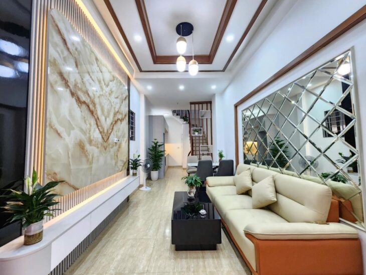 BÁN NHÀ GIÁP NHỊ, HOÀNG MAI, TRƯỚC NHÀ 3M, 30M Ô TÔ, 39M2, 7.65TỶ(CTL)