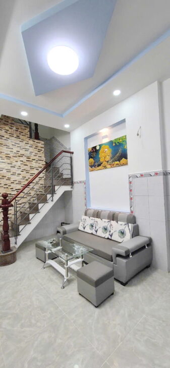 Nhà mới đúc 2lầu/ST hẻm 157 Dương Bá Trạc P1Q8