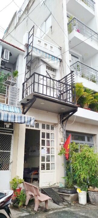 Nhà Hẻm Xe Tải Hưng Phú P8 Q8 giá 4.6 tỷ