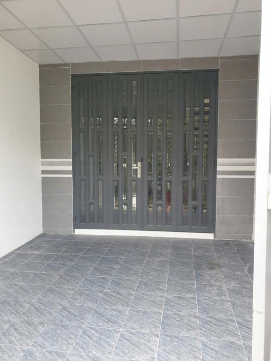 Nhà 5 triệu mới đẹp 3 phòng ngủ Giáp khu Dân cư Bình Nhựt