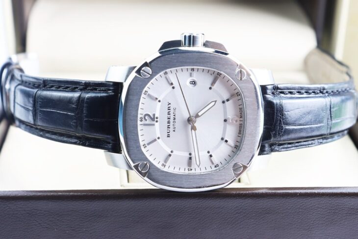 Đồng Hồ Nam : Burberry Britain Automatic, Dây Da, Size 43mm – Fullbox…