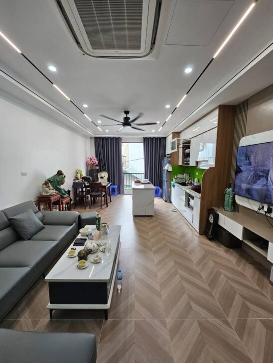 ????????????????????NHỈNH 11T – NHÀ 6 T MỚI TINH- Ô TÔ 7 CHỖ VÀO NHÀ -KẺ TẠNH- LONG BIÊN