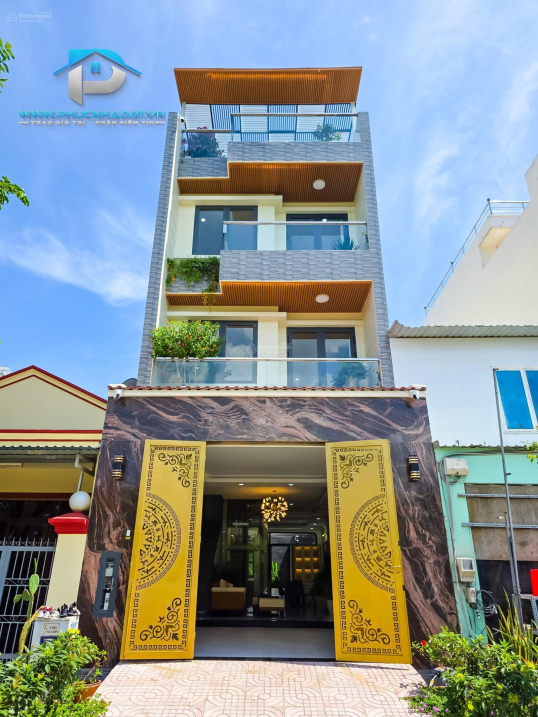 Rẻ hơn thị trường 2 tỷ, đặc biệt nhà có thang máy phong cách hiện đại sang trọng Q7 – Giá 13 tỷ 990