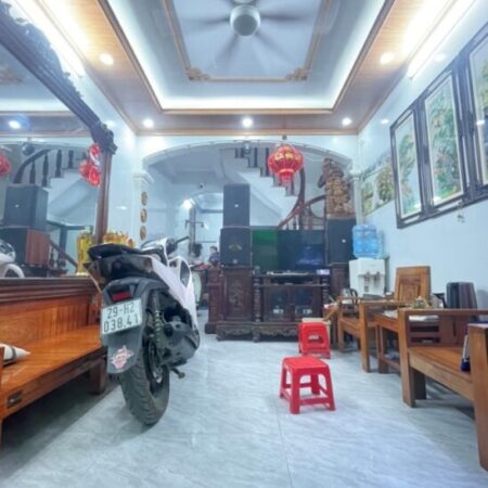 Bán nhà Đại Từ, Hoàng Mai, trước nhà 3m, ô tô vài bước, 36m2, 7.95 tỷ