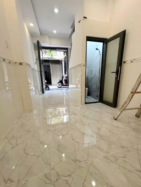 Nhà 2 tầng hẻm xe hơi Phạm Thế Hiển P5 Q8 giá siêu tốt 2.38 tỷ