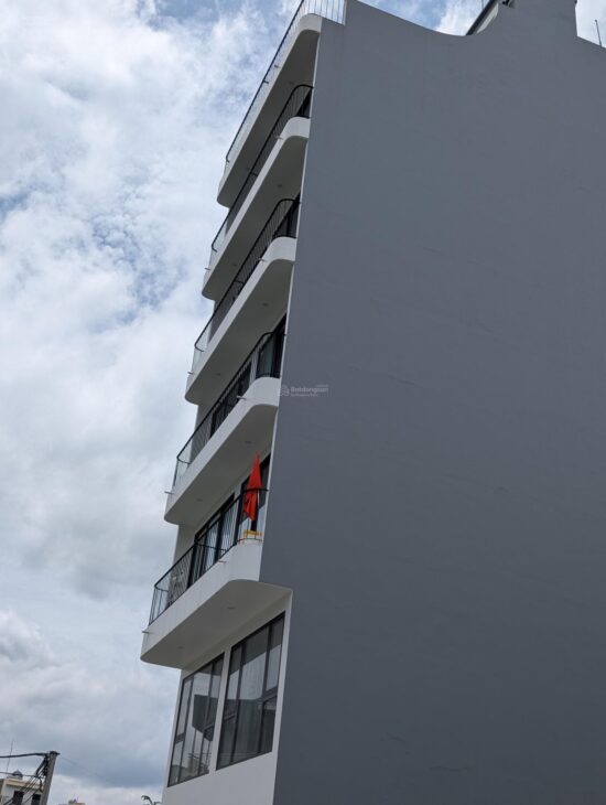 “CỖ MÁY SINH LỜI” LAI XÁ – 6 TẦNG 21 PHÒNG FULL NỘI THẤT – THANG MÁY – DÒNG TIỀN KHỦNG 1,2 TỶ.