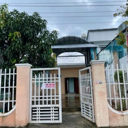 Gia đình tôi cần bán căn nhà tại Chợ Cầu Sấu, mặt đường Nguyễn Văn Cừ, Đặc khu Phú Quốc