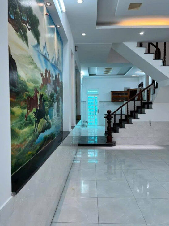 BÁN NHÀ HAI MẶT HẺM 1 XẸT ĐỀU 5M, MỚI ĐẸP, 3 TẦNG BTCT, 68M2(4X17), NGAY NGÃ TƯ NGUYỄN THỊ