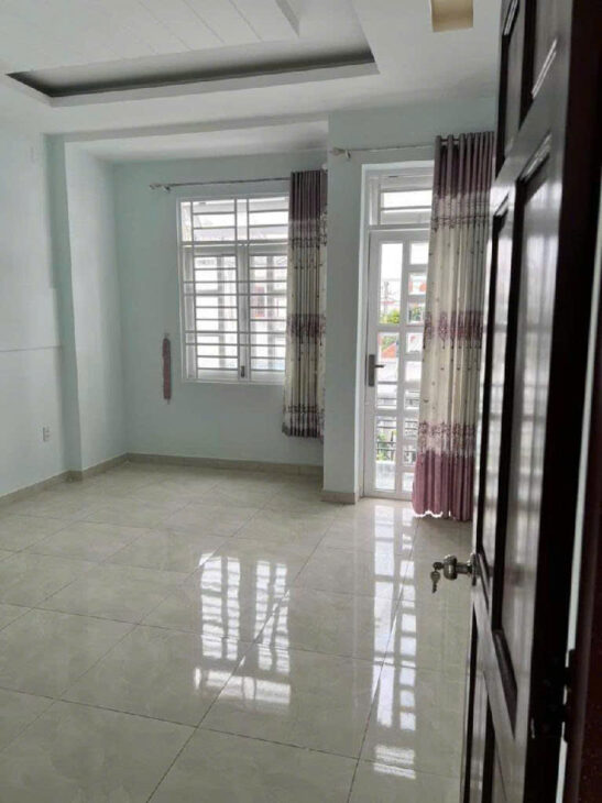 BÁN NHÀ HAI MẶT HẺM 1 XẸT ĐỀU 5M, MỚI ĐẸP, 3 TẦNG BTCT, 68M2(4X17), NGAY NGÃ TƯ NGUYỄN THỊ