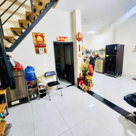 HOT, KẸT TIỀN BÁN GẤP NHÀ ĐẸP HƯNG PHÚ [P10 Q8] DT 37M2 (6 X 7M) 2T, 3PN, 3WC CHỈ 4.15 TỶ