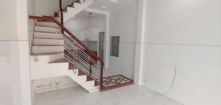 Bán nhà mặt tiền kinh doanh đường TX38 tặng 4 phòng trọ 5x21m, 2 tầng nhỉnh 6Tỷ
