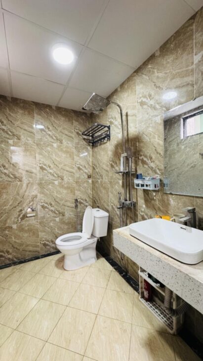 Siêu phẩm Vũ Tông Phan, lô góc, ô tô, 68m2, 4 tầng, chỉ 11.1 tỷ.